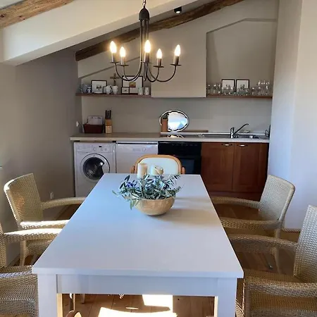 Dachgeschoss-Apartment 